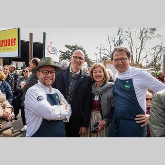 von links: Haubenkoch Andreas Krainer, Hochsteiermark-Vorsitzender Nino Contini, Hochsteiermark-GF Ute Gurdet und Haubenkoch Heinz Reitbauer | Ekaterina Paller