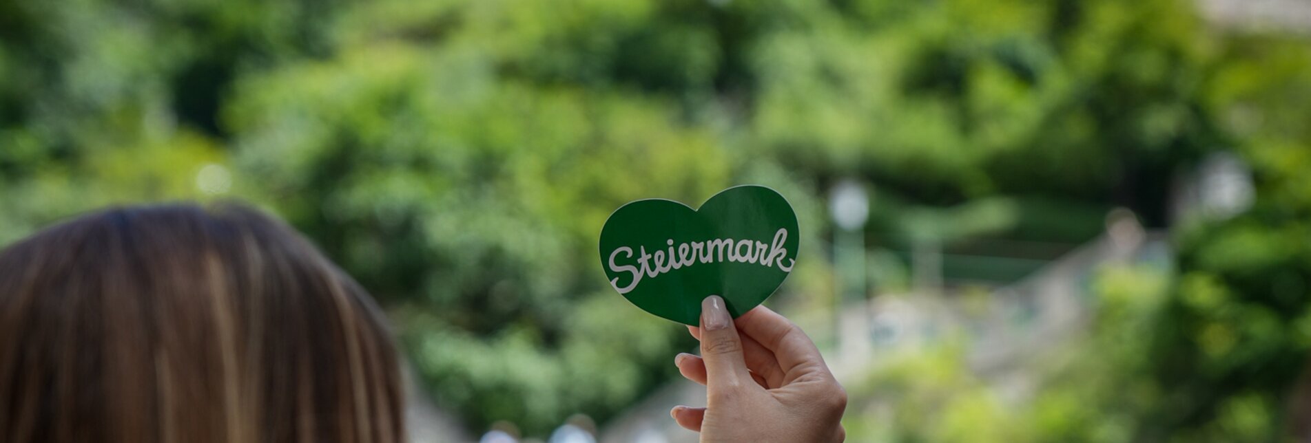 Das Grüne Herz geht um die Welt, hier in Graz. | © STG / Jesse Streibl