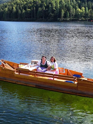 Schifffahrt, Altaussee, Plättenfahrt | Altaussee Schifffahrt | © Altaussee Schifffahrt