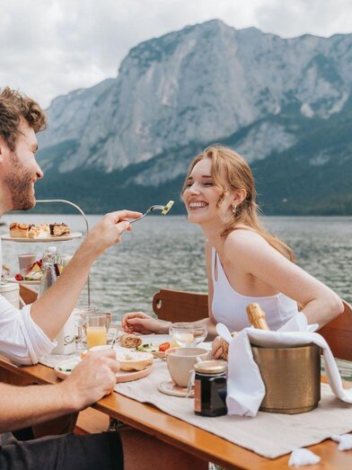 Seevilla, Altaussee, Plättenfrühstück zu zweit | Karl Steinegger | © Karl Steinegger