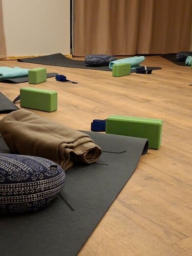 Yogaraum, Kiki Höglinger, Bad Aussee | © Kiki Höglinger, Bad Aussee | miju_x_ooo_studio | © Kiki Höglinger, Bad Aussee