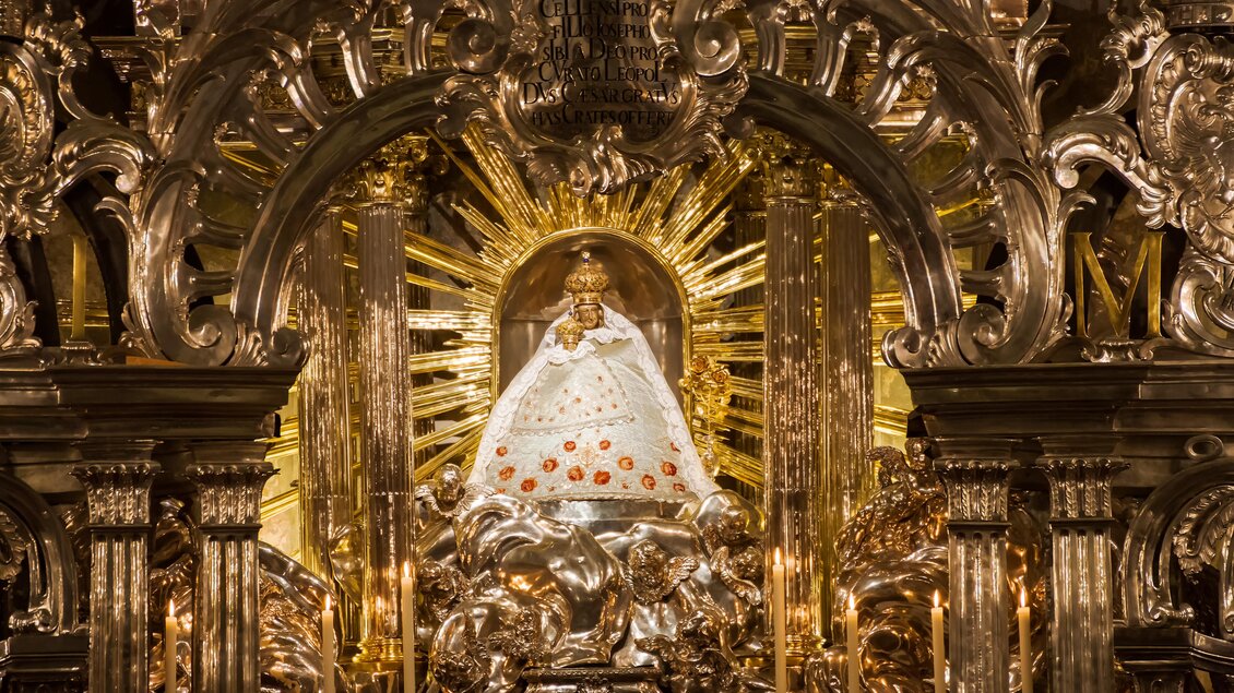 Gnadenmutter in der Basilika Mariazell | © Fred Lindmoser