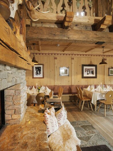 Restaurant bei der Latschenhütte auf der Teichalm | © Latschenhütte
