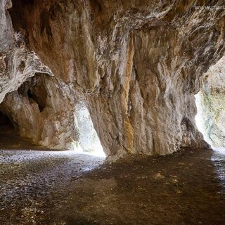 Hohlensteinhöhle - Eingang | © www.mariazell.blog | Fred Lindmoser