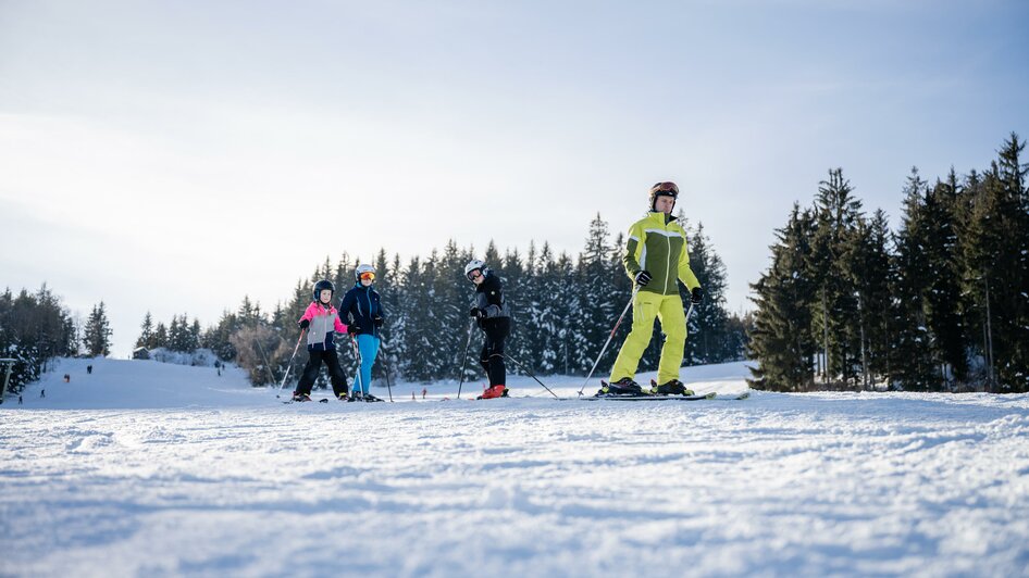 Skifahren lernen_Skigruppe_Oststeiermark | © Tourismusverband Oststeiermark