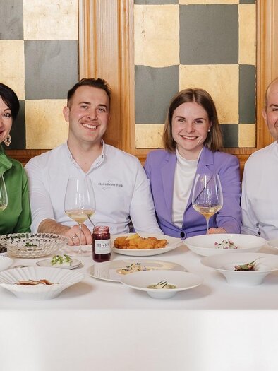 Enjoy together what is created with passion – fine aromas, lovingly composed and served with a smile. Here, culinary art becomes a matter of the heart, carried by people who live and share pleasure. A moment to linger, to taste, and to feel: This is the flavor of the Spa & Volcano region in the Haberl & Fink's Delicatessen. | © Fink-Haberl