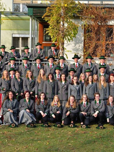 Gruppenfoto des Musikvereins Koglhof in der Gemeinde Birkfeld | © Musikverein Koglhof
