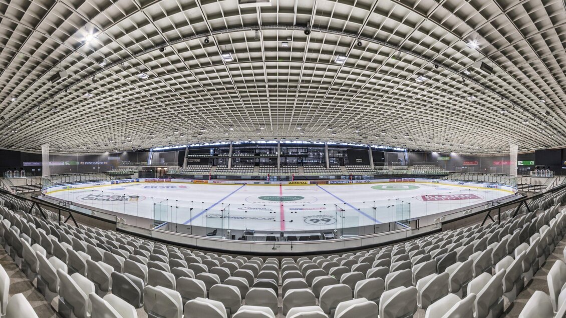 Blick in das leere Merkur Eisstadion  | © -c-mcg---krug-