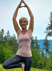 Yoga mit Elke | © biYou Ecoqaurtier in den Bergen | © biYou Ecoqaurtier in den Bergen