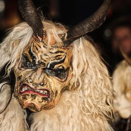 A Krampus can be seen. | © Pixabay