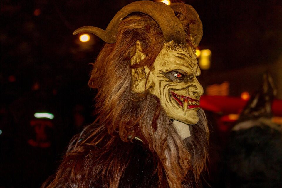 zu sehen ist eine Krampusmaske. | © Pixabay