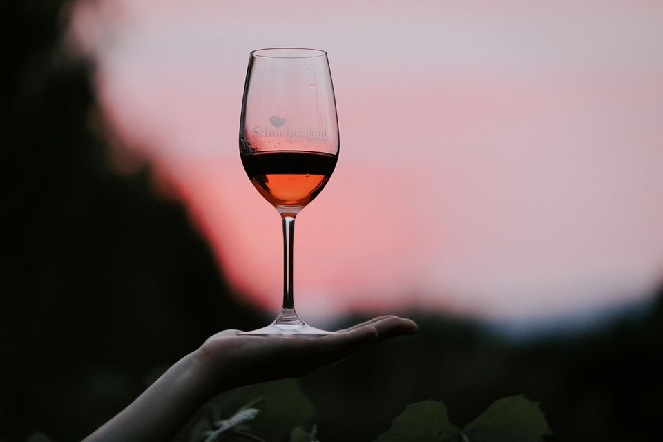 Schilcherglas (c) Lupi Spuma | © TVB Südsteiermark - Lupi Spuma (1)