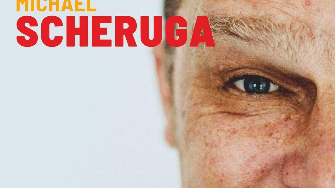 Das Porträt von Michael Scheruga. Das Bild ist Teil des Plaketas für „LARI FARI – Papperlapapp und Firlefanz“. | © Michael Scheruga
