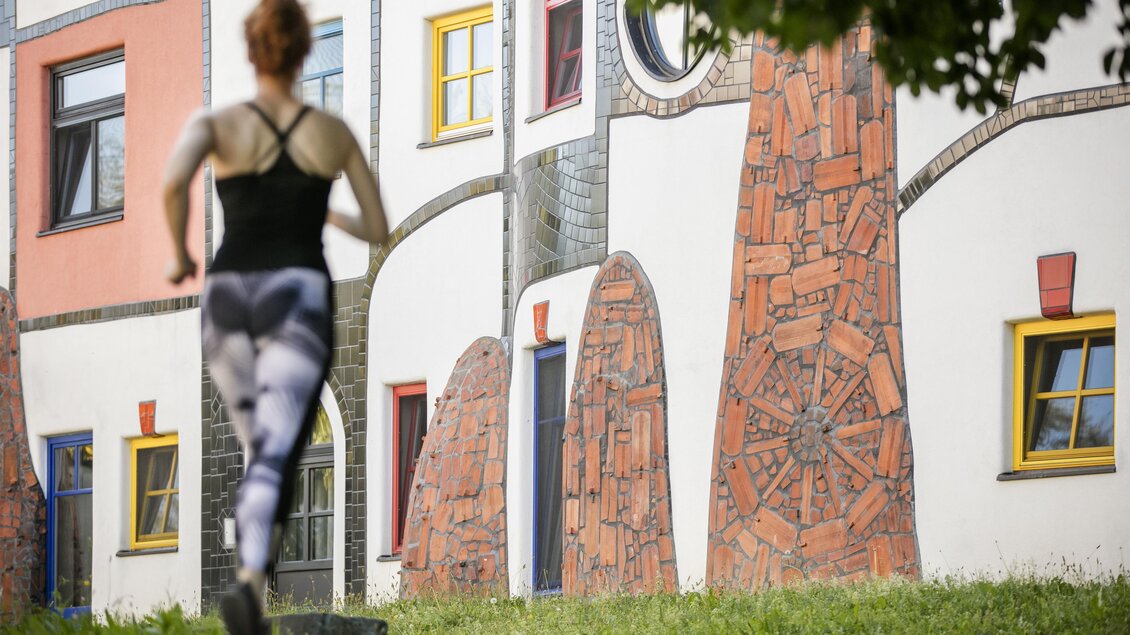 Laufen Rogner Bad Blumau | © Rogner Bad Blumau(c)Hundertwasser Architekturprojekt