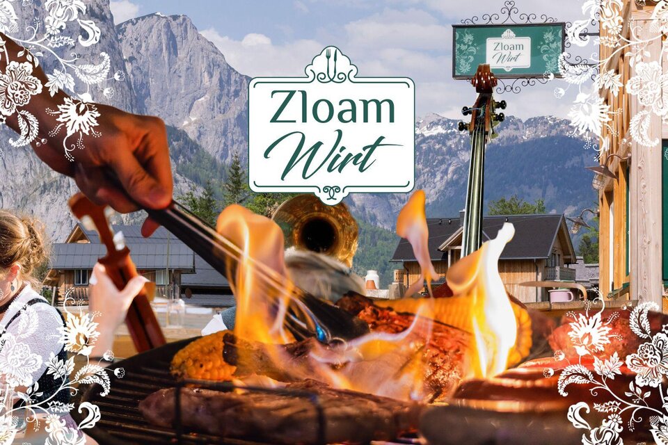 Ein lebhaftes Grillfest mit rauchendem Fleisch und einem malerischen Bergblick. Im Hintergrund sind eine Musikerin und das Schild des "Zloa Wirt" zu sehen. | © www.zloam.at