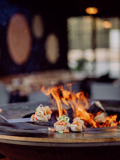 Grillen am offenen Feuer | © Ratscher Landhaus