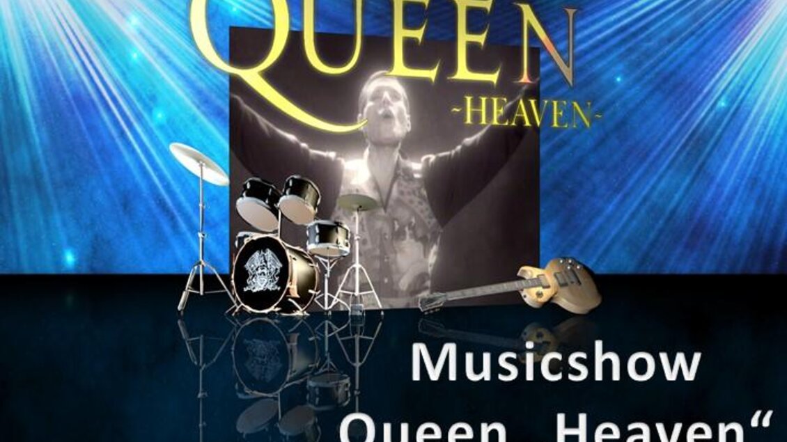 Eine Musikshow mit dem Titel „Queen Heaven“. Im Hintergrund ist ein Sänger und eine Schlagzeugausstattung zu sehen. | © Sternenturm Judenburg