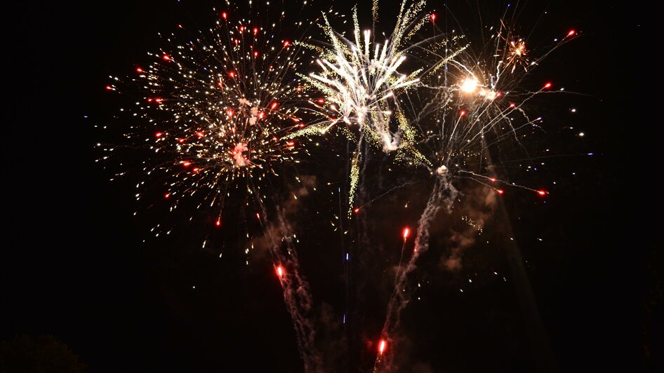 Feuerwerk beim Strandfest Burgau | © TVB Burgau/Sandra Brünner
