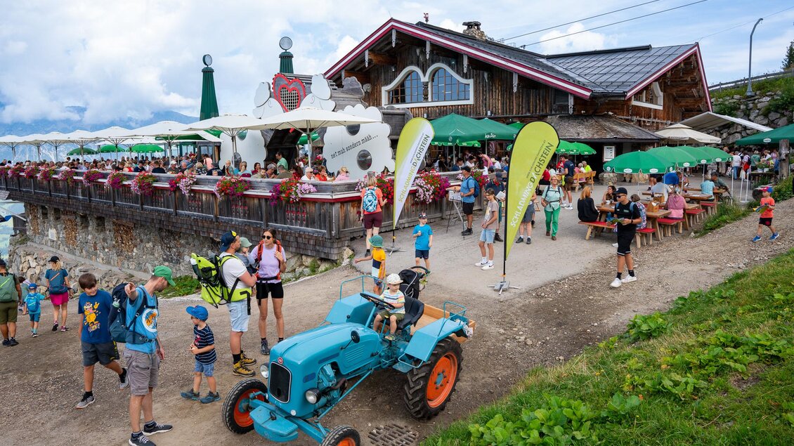 Kräuterhexenfest mit Kräutermarkt, Käuterwanderung & Kräutersegnung sowie LIVE-Musik | © Mario Egger