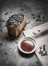 Pumpkin seeds and oil | © The Flow-Alex Koch