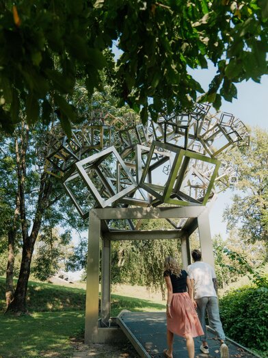Skulptur: 3D Fraktal v. Hartmut Skerbisch | © Region Graz - studio draussen