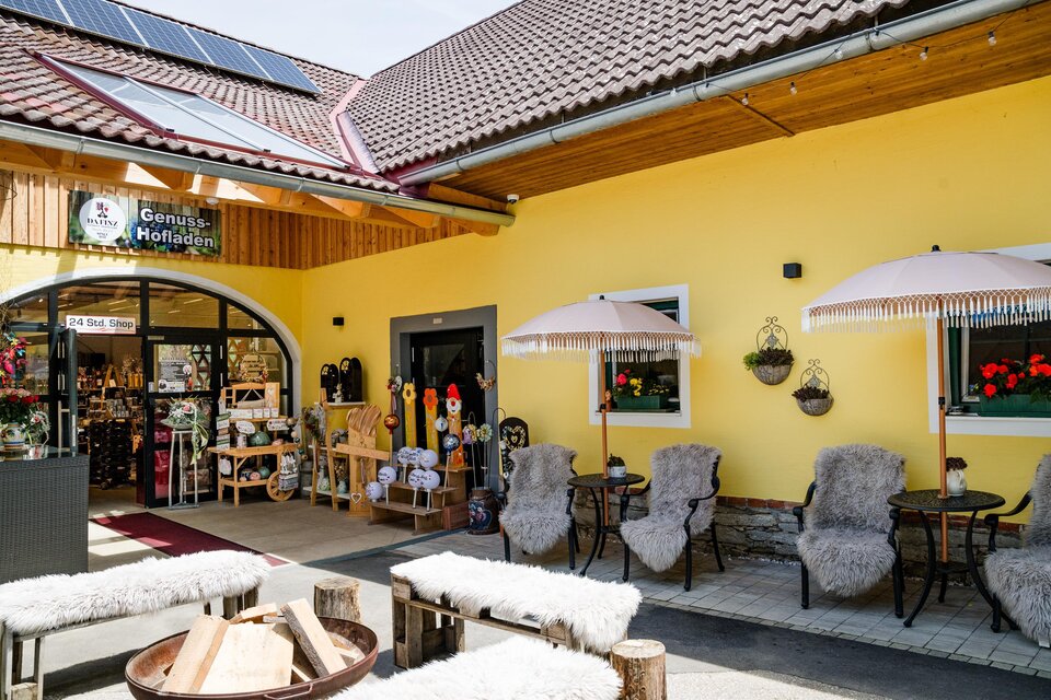 24-Stunden-Genusshofladen beim Weingut Destillerie Da Finz - Impression #1 | © Region Graz - Mias Photoart