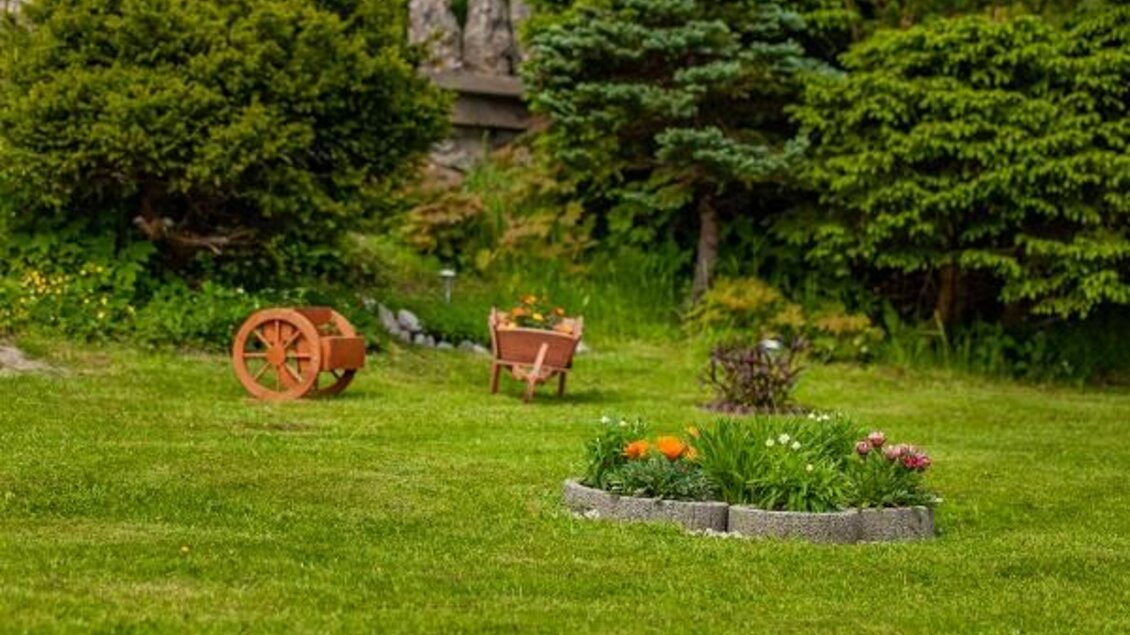 gemütlicher Garten | © René Eduard Perhab