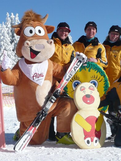 ALMI Skischule_Team_Oststeiermark | © ALMI-Skischule Eder | Maria Rauchenberger | © ALMI-Skischule Eder