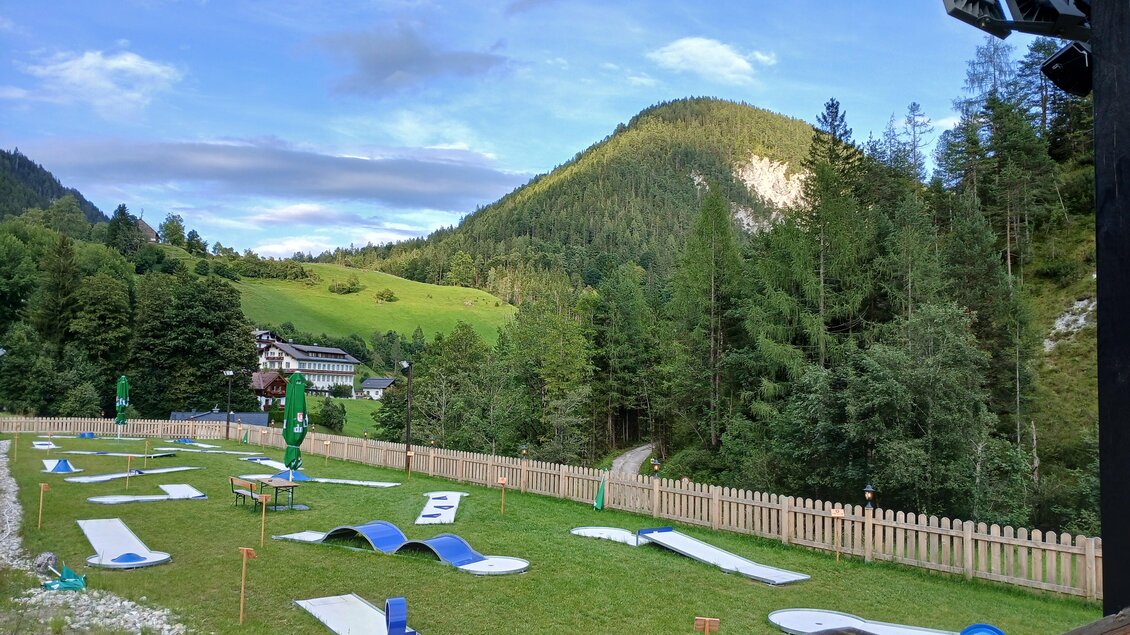 Minigolf  | © Almstube Schlattinger 