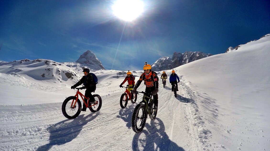 Fatbiken am Gletscher. | © Alpine Fatbike