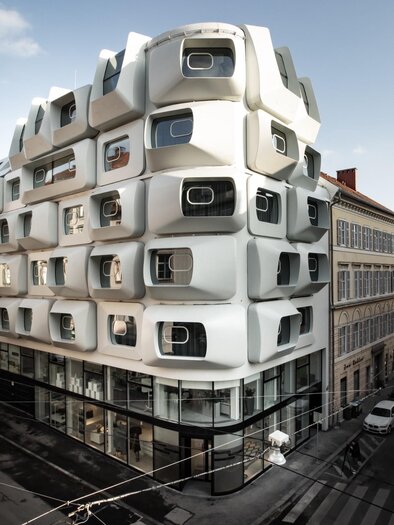 Modern building Argos by Zaha Hadid with distinctive facade on Argentinierstraße in Graz | © WEGRAZ - Gerald Liebminger