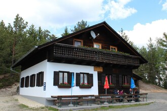 Arzberghütte_Hütte von außen_Oststeiermark | © Arzberghütte