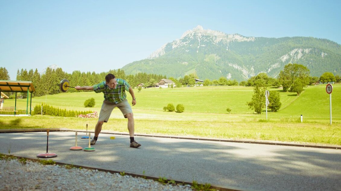 Asphaltstockbahn  | © Häuserl im Wald