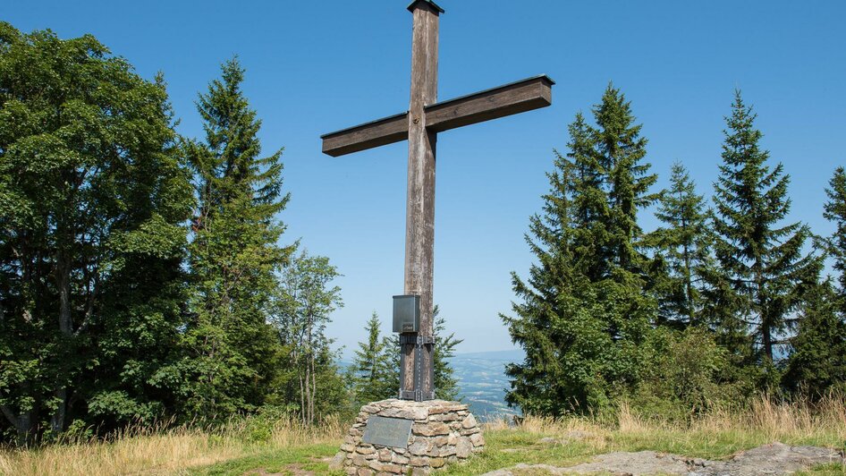 Masenberg_Gipfelkreuz_Oststeiermark | © Helmut Schweighofer