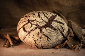 Bakery Posch - Loaf of bread | © Simon Knaus