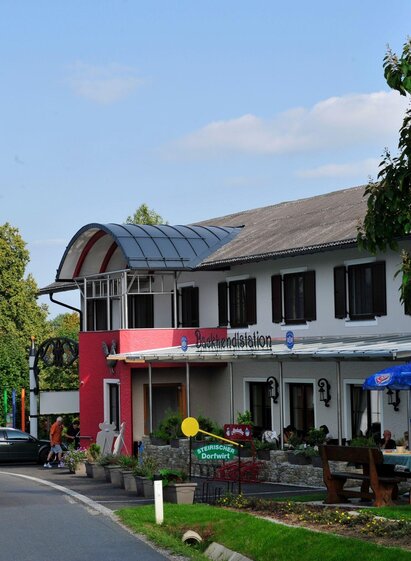 Gasthof Schneider_Haus_Oststeiermark | Remesch | © Backhendlstation Gasthof Schneider