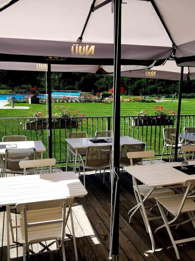 Sitzterrasse Bad-Restaurant | © Stadtgemeinde Fehring | © Stadtgemeinde Fehring