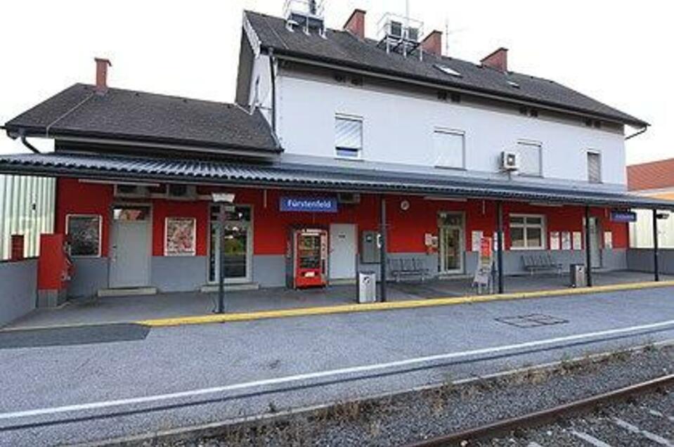 Bahnhof Fürstenfeld - Impression #1 | © Wikipedia