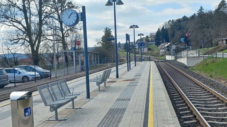 Bahnhof_Uhr_Oststeiermark | © Tourismusverband Oststeiermark
