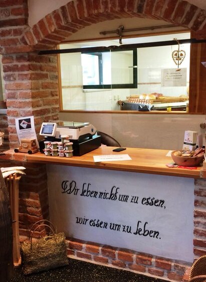 Briggler's farm shop sales counter | © Josefa Hammer
