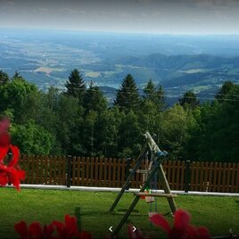 Buschenschank Holzer_Ausblick_Oststeiermark | © Buschenschank Holzer