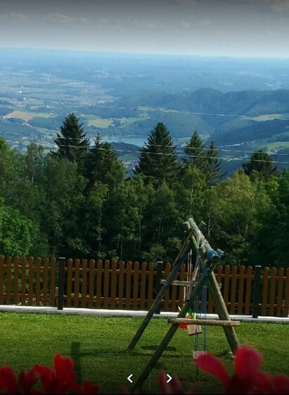 Buschenschank Holzer_Ausblick_Oststeiermark | © Buschenschank Holzer