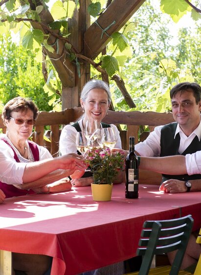 Weinbau Menhart_1 | Weinbau Menhart | © Weinbau Menhart