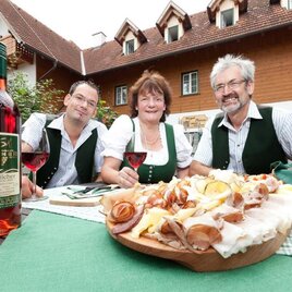 Familie Seiner | © Buschenschank Seiner