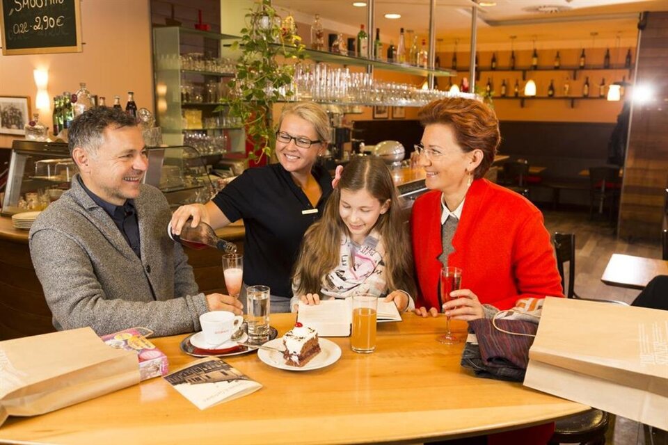 Cafè im Kaufhaus Hubmann - Impression #1 | © Wolfgang Hummer - Kaufhaus Hubmann
