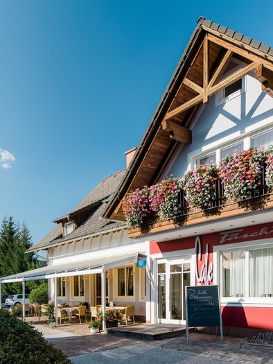 Café Fasching_from outside_Eastern Styria | © Cafe Fasching