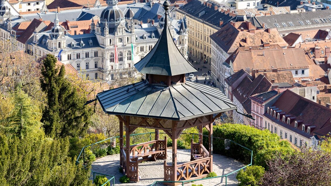 Chinesischer Pavillon - Blick auf die Altstadt | © Graz Tourismus - Harry Schiffer