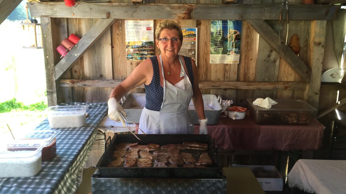 Vefi - Grillen | © hotel DER HECHL