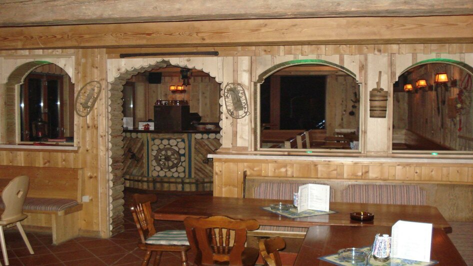 Pfannerhütte, Einrichtung aus Holz, Tauplitz
