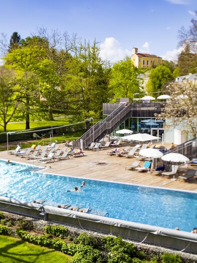 Die Therme der Ruhe Bad Gleichenberg im Sommer | Werner Krug | © Die Therme der Ruhe Bad Gleichenberg